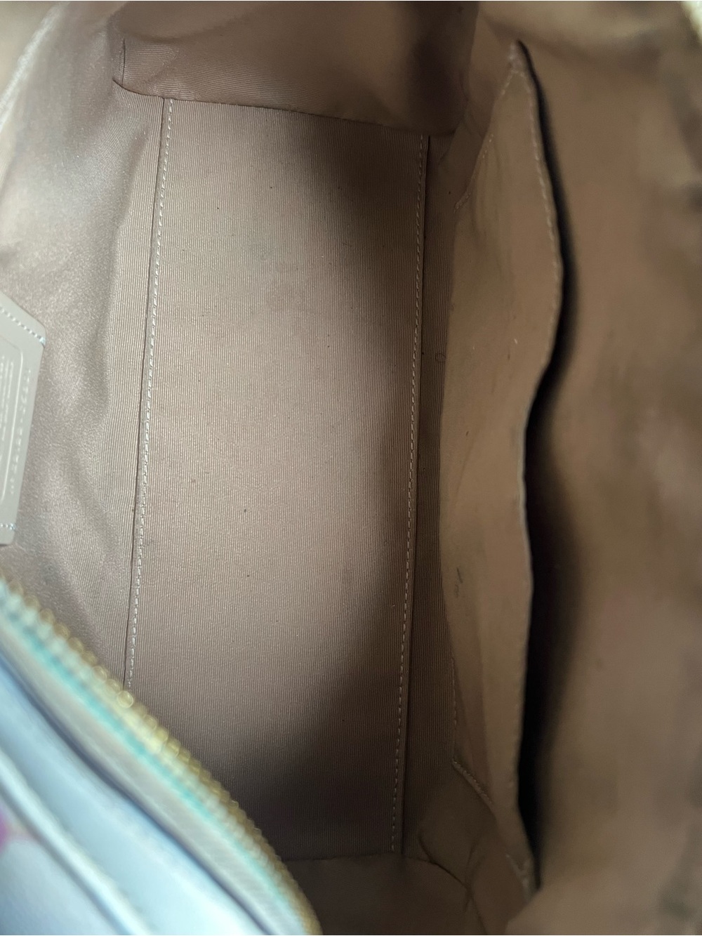 Coach Rowan Handbag - Picture 2 of 8